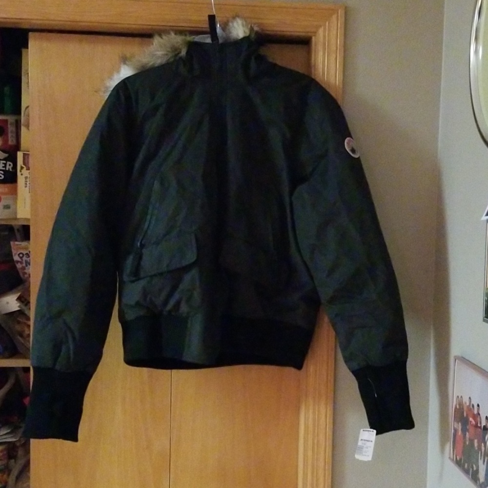 Reversible Halifax Trader's medium winter coat NWT